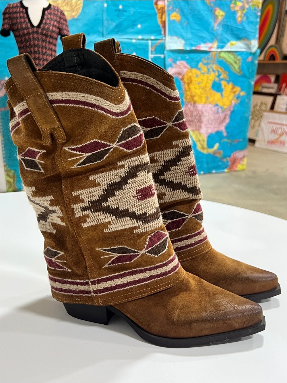 Zigi Soho Brown Suede Southwestern Embroidered Ankle Boots
